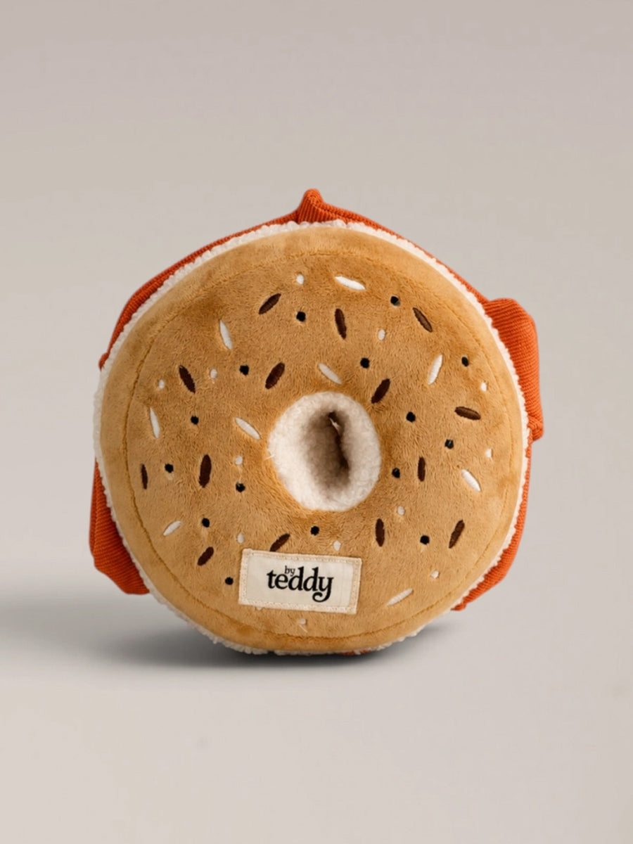 By-teddy-peluche-pour-chien-design-Salmon-Cream-Cheese-Bagel