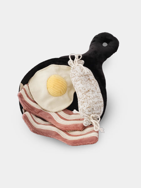 Lambwolf-Collective-jouet-design-minimalist-pour-chien-breakfast