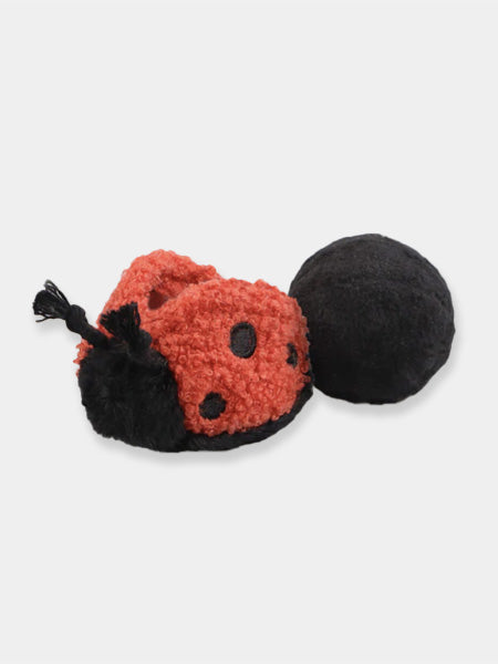        Lambwolf-Collective-jouet-design-minimalist-pour-chien-coccinnelle-fouille-balle