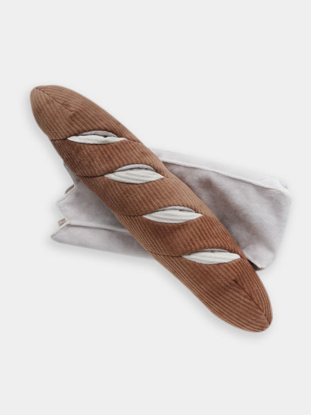       Lambwolf-Collective-jouet-design-minimalist-pour-chien-Baguette