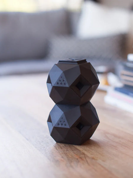       up-dog-jouet-interactif-distributeur-friandises-pour-chein-the-odin-noir
