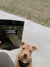 Wildebeest-sac-de-friandises-pour-chien-bleu